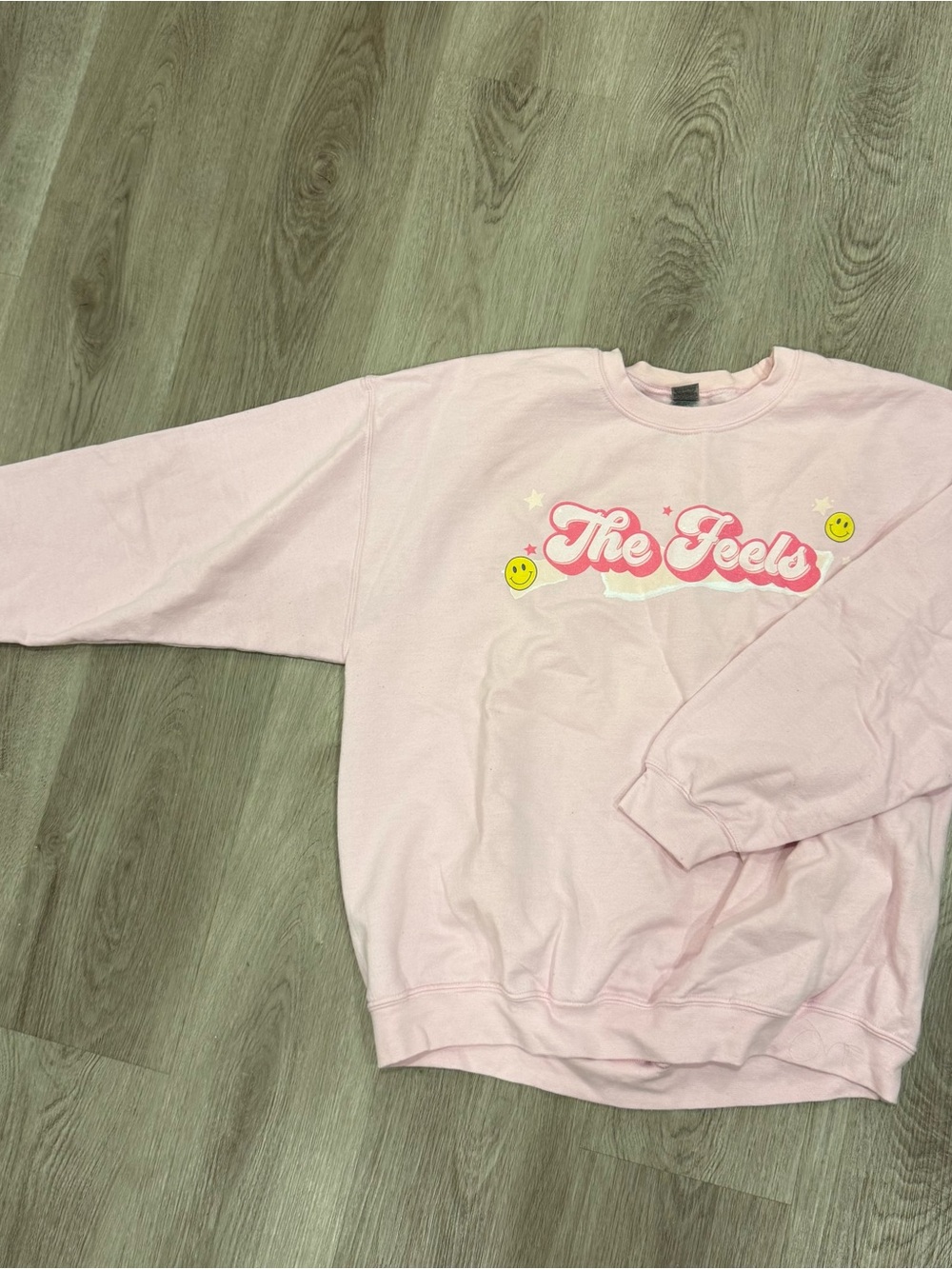 Gildan Light Pink Graphic Crewneck Sweatshirt